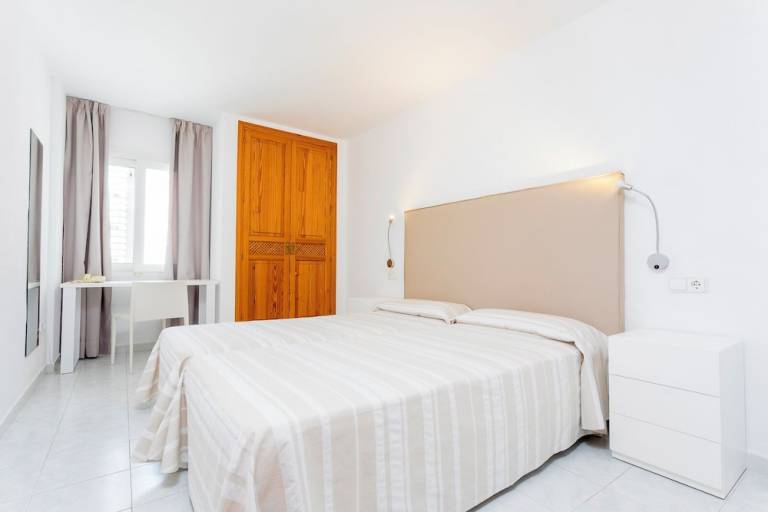 Aparthotel Santa Eulària des Riu