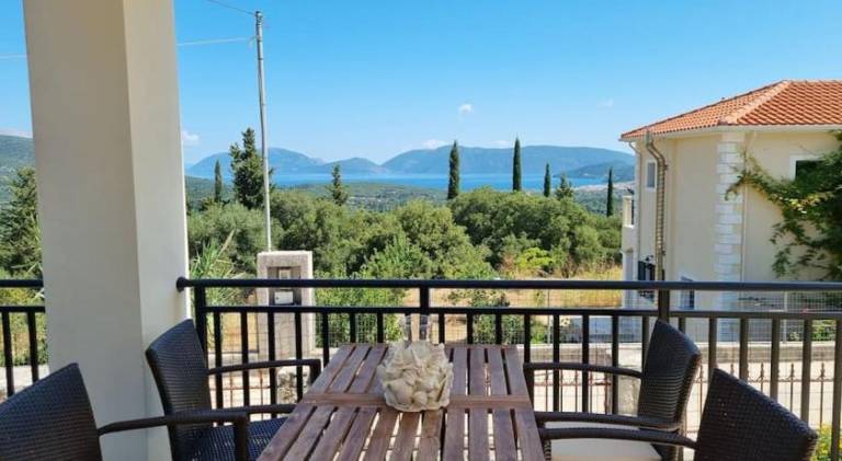 Vacation home with 3 rooms for 7 persons in Kefalonia