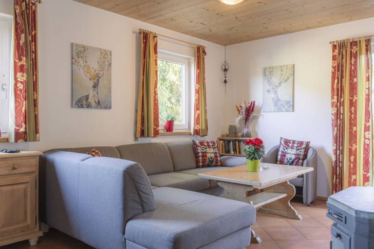 Chalet with garden, patio & pool | Next to the ski | Pets allowed — photo 2