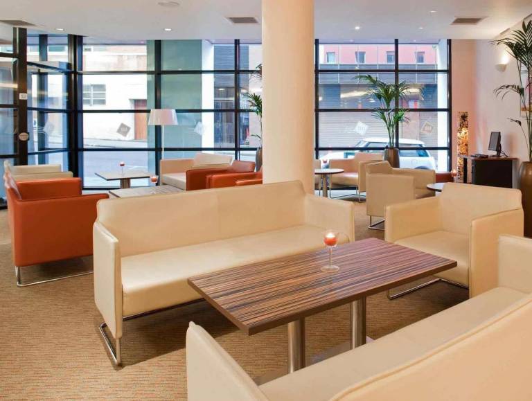 Ibis Glasgow City Centre - Sauchiehall St — photo 3