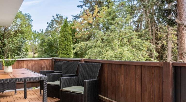 Berghof Worner 2 Wohnungen fur bis zu 20 Personen mit Balkon I Terrasse I 4 Bader I NETFLIX I Ruhig — photo 2