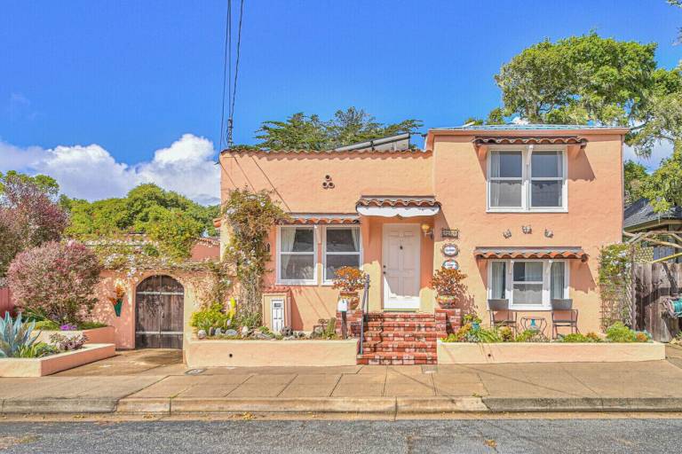 House Pacific Grove