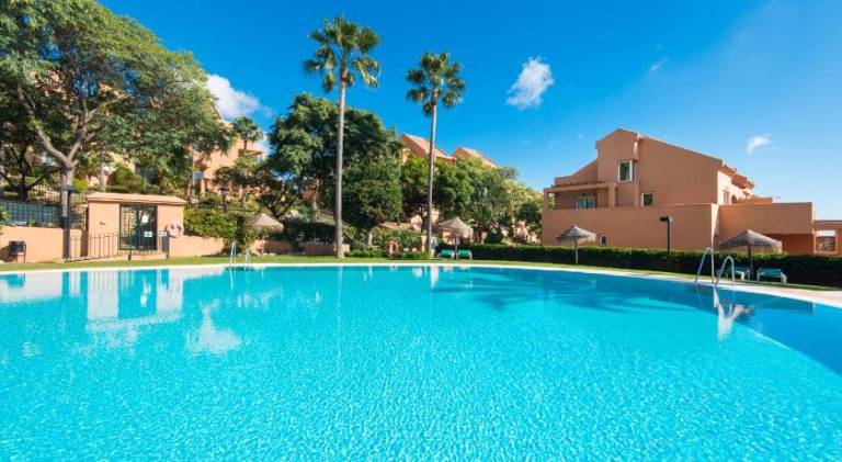 RentAndHomes Marbella Golf Elviria in Marbella