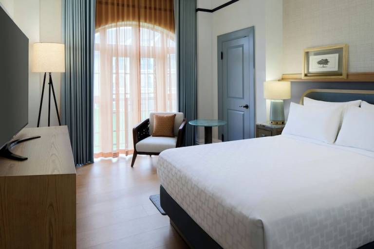 Resort  Calais