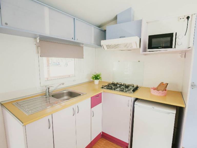 Mobile Home with Terrace - 4 Guests — photo 2