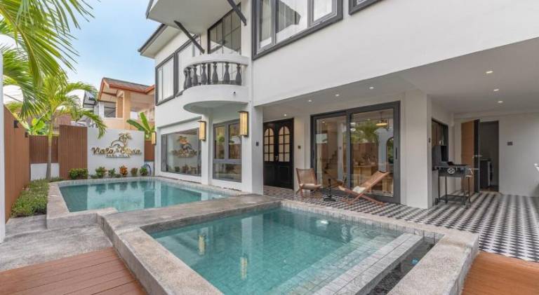 Villa with pool in Pattaya