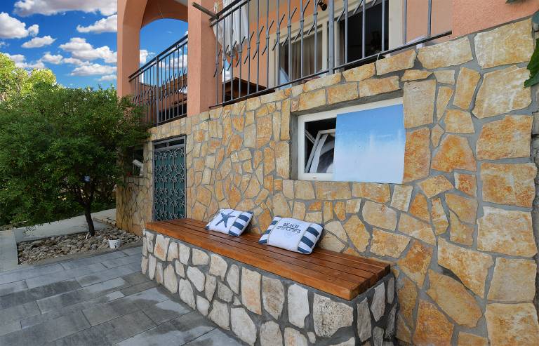 Apartment with terrace & grill — photo 3
