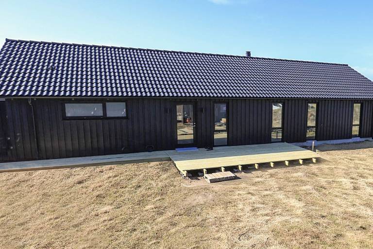 Fully equipped vacation home with terrace & sauna | Close to the beach | Dogs allowed — photo 2