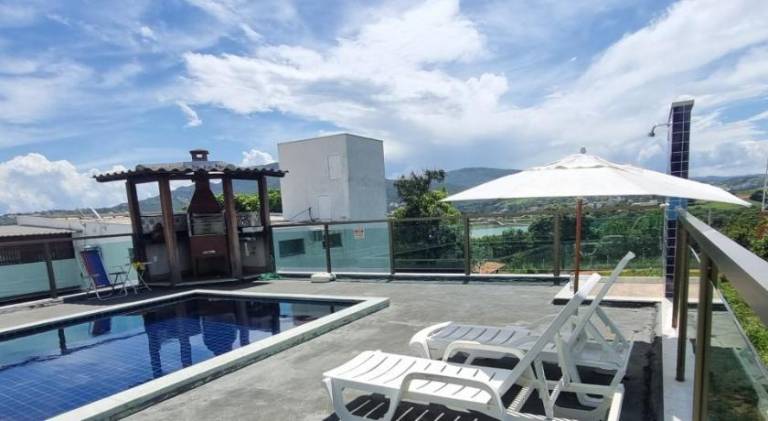 House with pool — photo 5