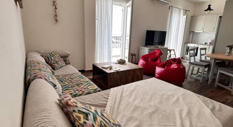 Rental apartment with terrace | Perfect for remote work in Tinos