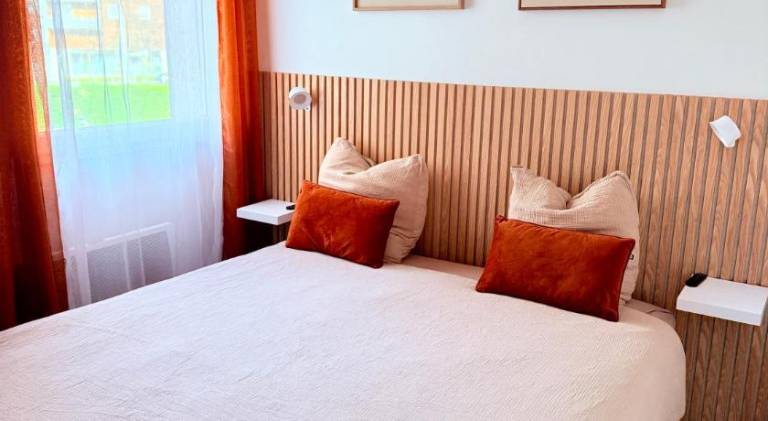 Holiday apartment with patio in Colomiers