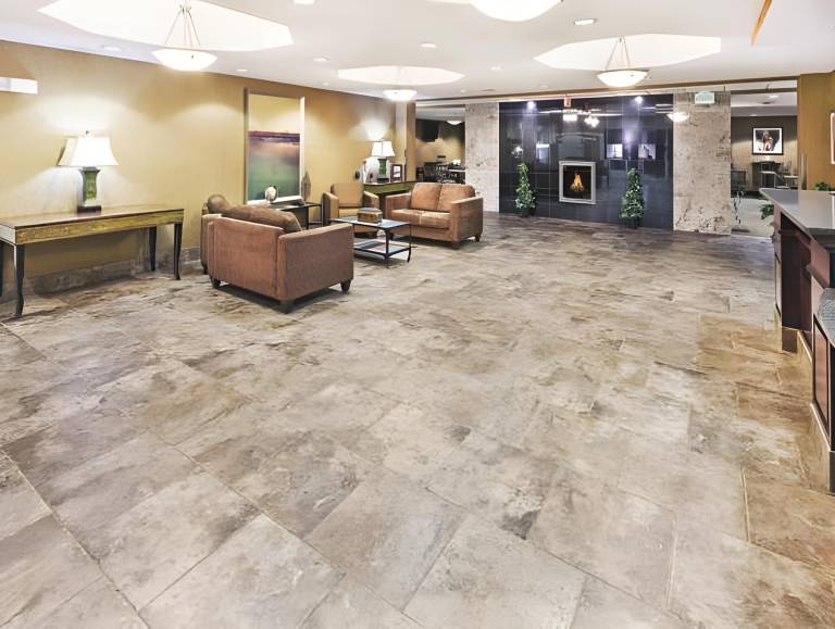 La Quinta Inn & Suites by Wyndham Dickinson — photo 4
