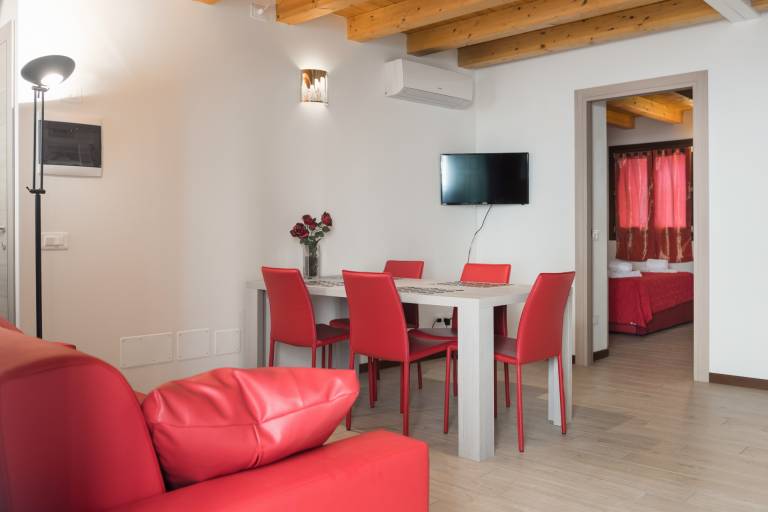 Fully equipped beautiful apartment | Next to Old Castle | Pets allowed — photo 2