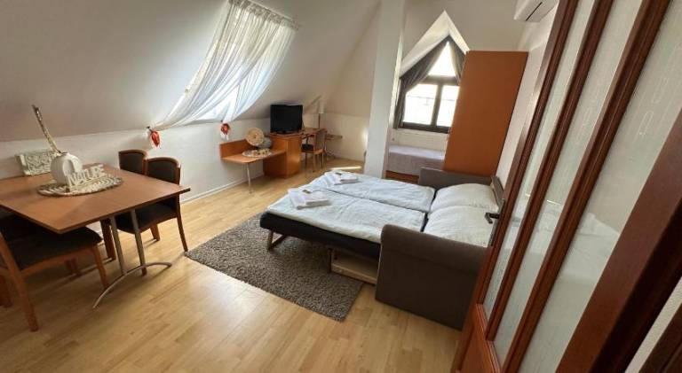 Wonderful holiday apartment with yard | Pets are welcome — photo 2