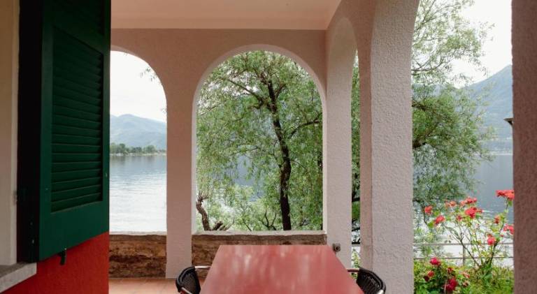 Vacation home with barbecue, terrace & yard | Perfect for remote work — photo 5