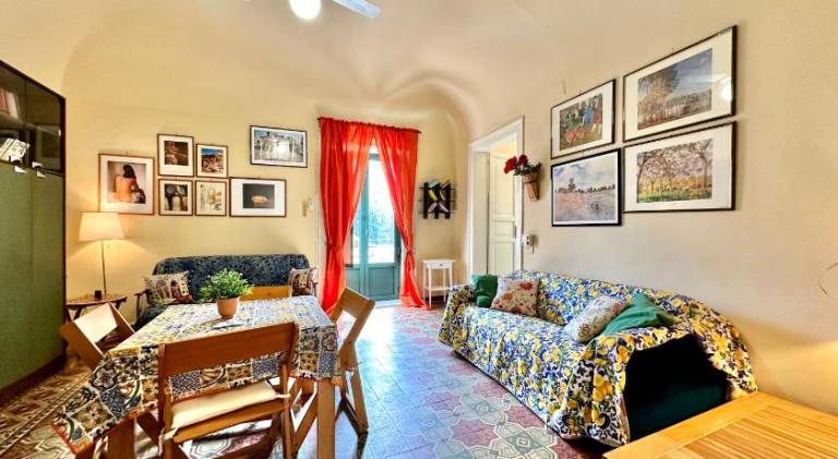 Vacation home with 1 room for 4 persons in Cefalù