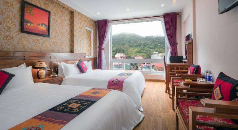 Saparis Station Hostel & Travel — photo 2