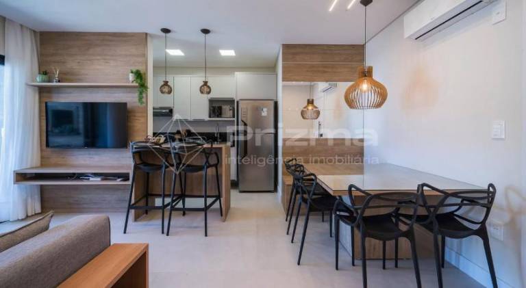 Apartment with pool in Bombinhas
