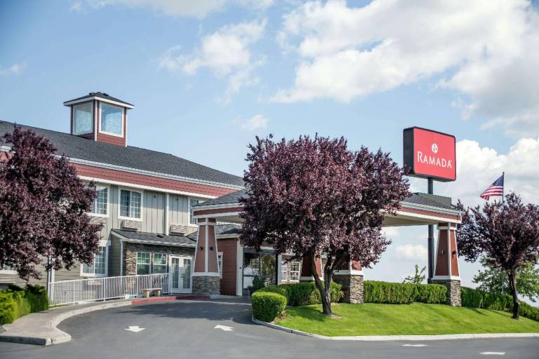 Ramada by Wyndham Moses Lake in Moses Lake, WA