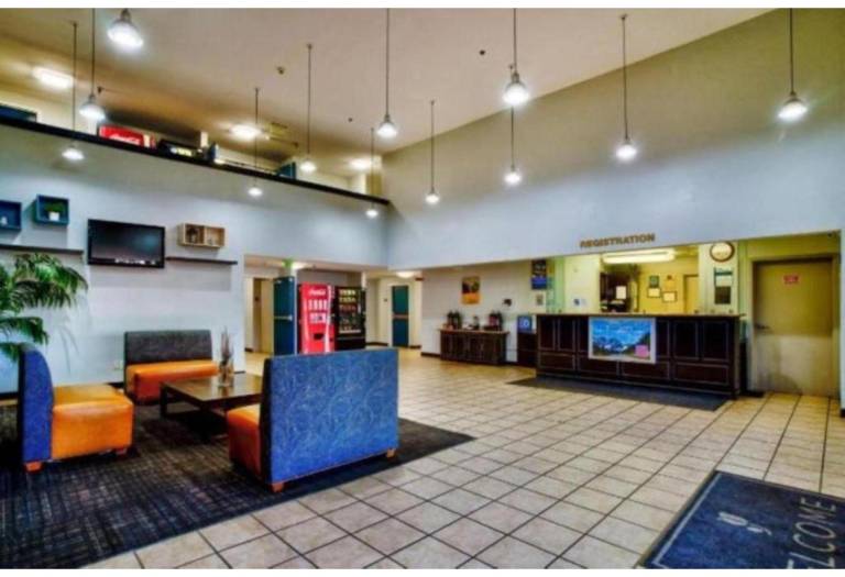 Studio 6 Suites Hesperia, CA – West Main Street – I-15 — photo 3
