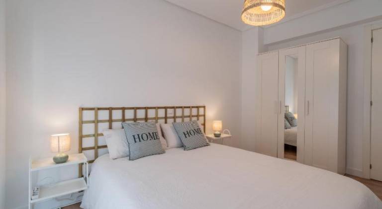 Rental apartment with 3 rooms for 6 persons in Santander
