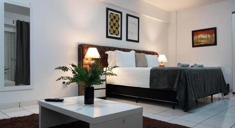 B & A Suites Inn Hotel - Quarto Luxo Ambar — photo 2