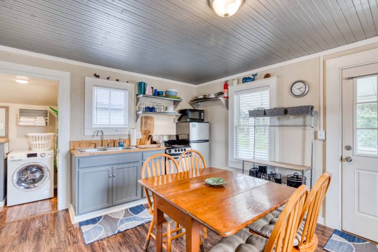 Saltair Creek Cottage — photo 5
