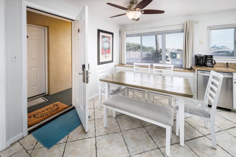 109A - 1BR/1 Bath at Seaspray Condos on Okaloosa Island, Fort Walton Beach, Fl — photo 4