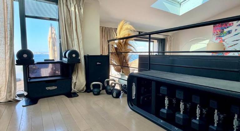 Fully equipped villa with terrace, hot tub & barbeque | Beach nearby | Perfect for remote work | Pets are welcome — photo 5