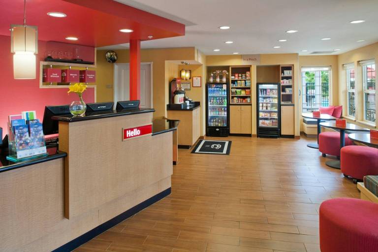 TownePlace Suites by Marriott Medford — photo 3