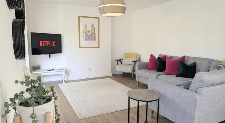 House | Near St Mary's Abbey | Dogs allowed in York