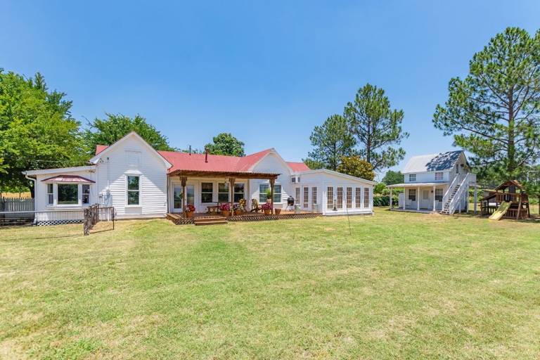 House with terrace in Fredericksburg, TX