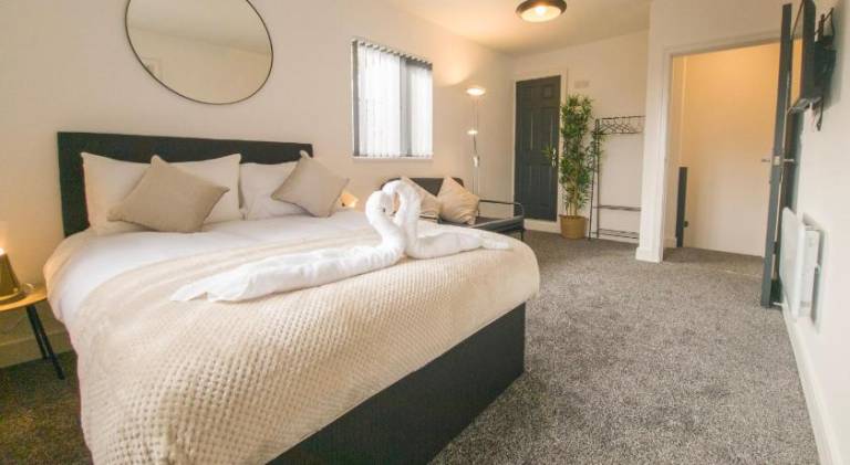 Apartment | Near Cardiff Castle — photo 2