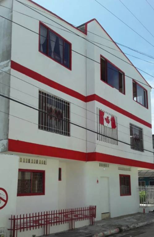 Canadian House — photo 5