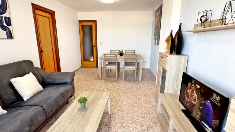 Holiday apartment with pool, garden & patio | Next to the beach | Pets allowed — photo 4