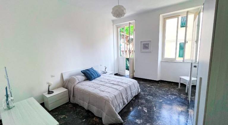 Holiday apartment with 3 rooms for 6 persons in Lavagna