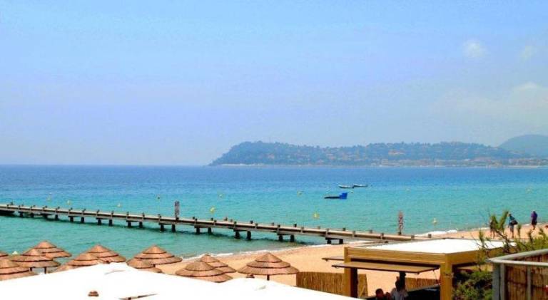 Holiday apartment with terrace | Next to the beach | Pets allowed — photo 3