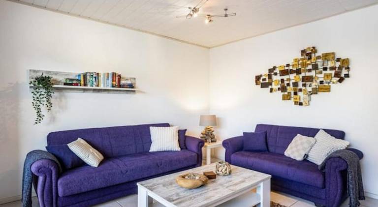 Rental apartment with yard & patio | Pets allowed — photo 4