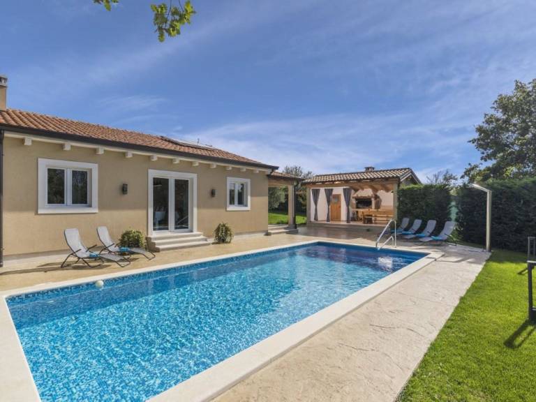 House Sveti Petar u Šumi