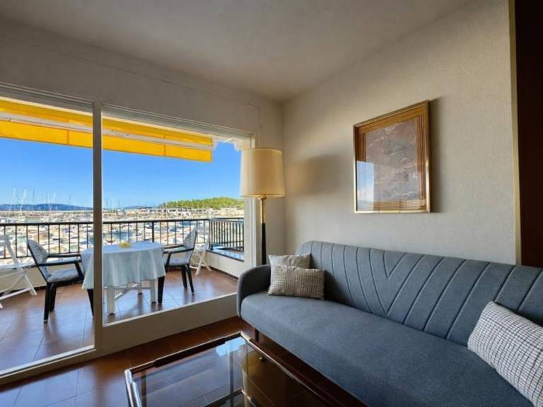 Holiday apartment with 2 rooms for 4 persons — photo 4
