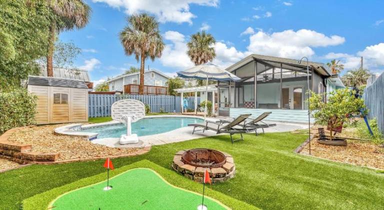 Lovely vacation home with pool | Pet-friendly in Jacksonville Beach, FL