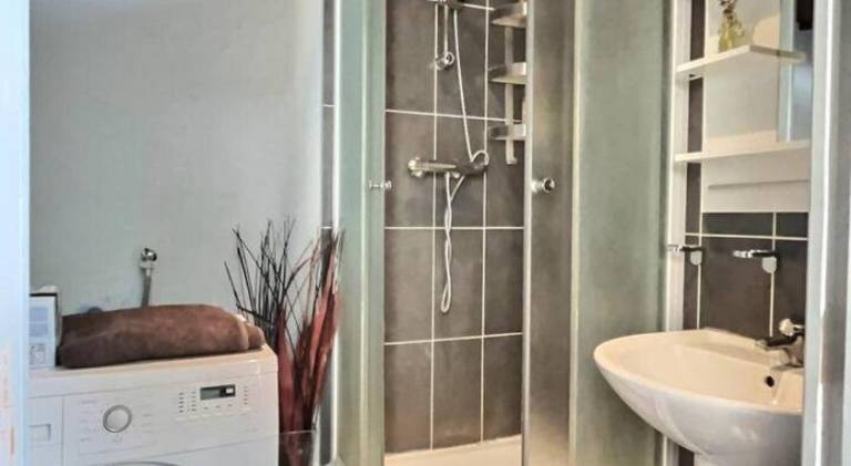 Apartment with 3 rooms for 6 persons — photo 4