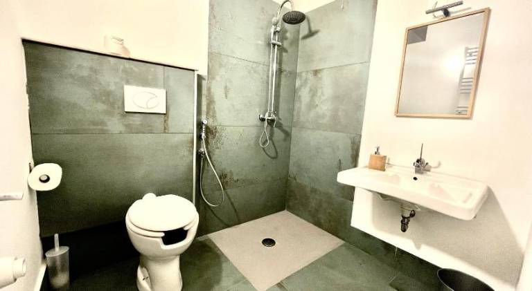 House with 2 rooms for 5 persons — photo 2