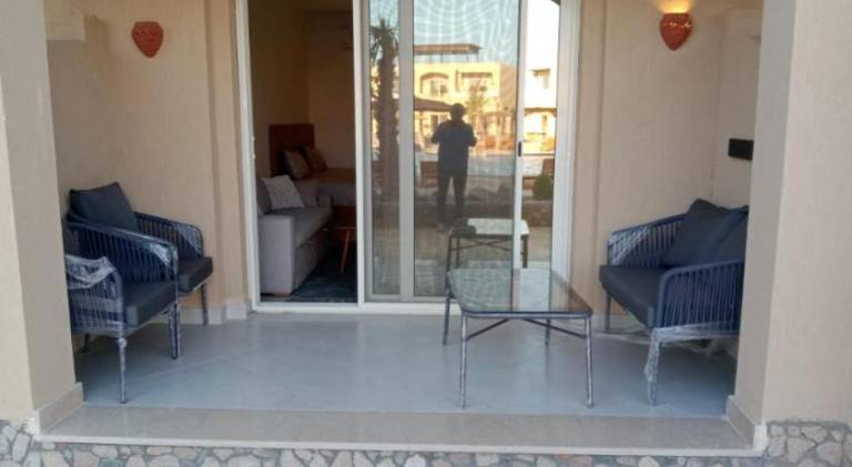 Holiday apartment with pool — photo 5