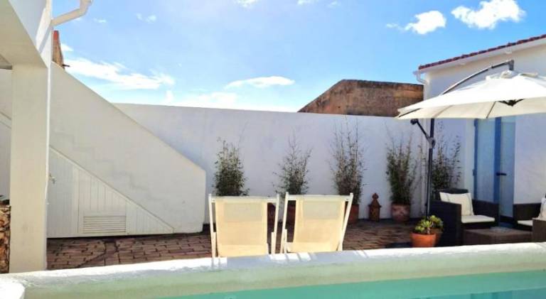 Fully equipped house with BBQ, private pool & patio | Pets are welcome in Portimão