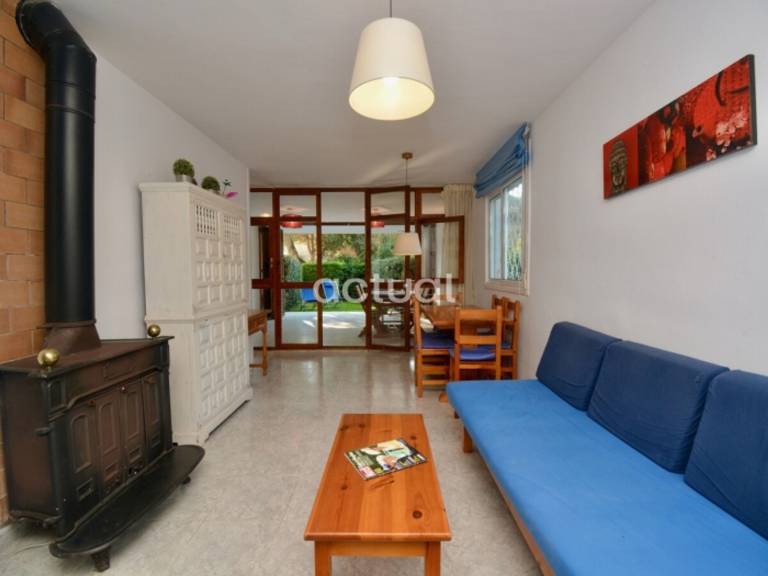 Rental apartment with yard & pool | Close to the beach | Pets allowed — photo 5