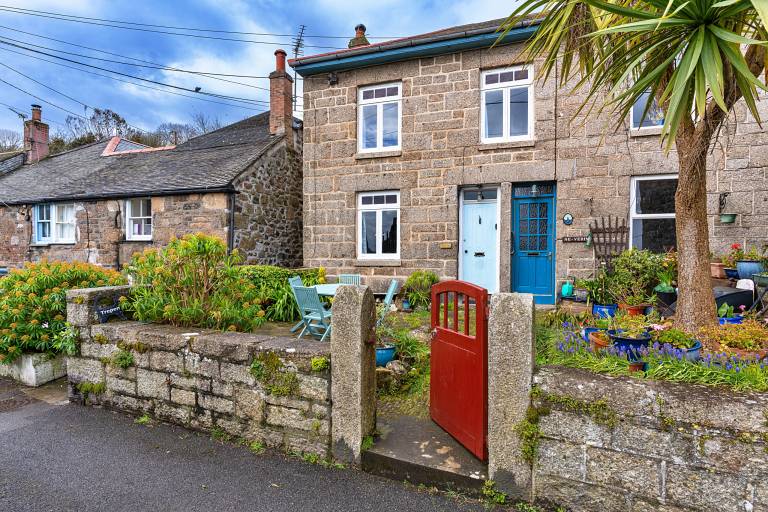 Cottage  Mousehole