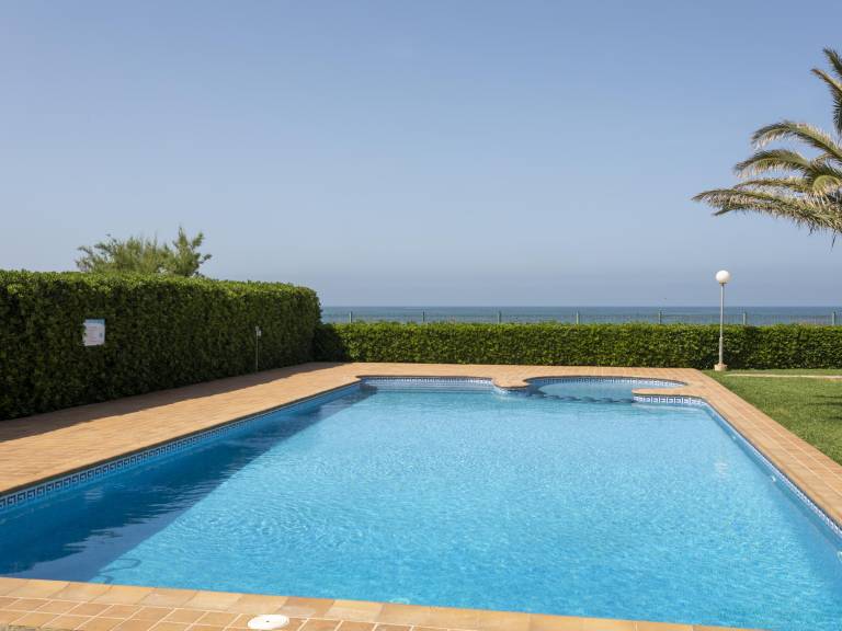 Ground Floor Apartment, 2 Bedrooms, 25m from the Sea, Denia — photo 2