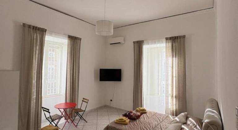 Rental apartment | Close to Naples Cathedral — photo 2