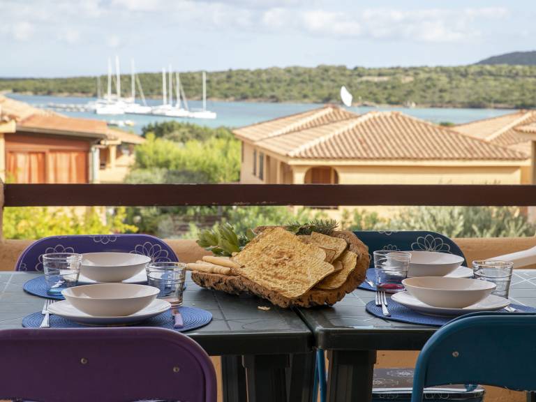 D4 - F3, Baia de Bahas — photo 3